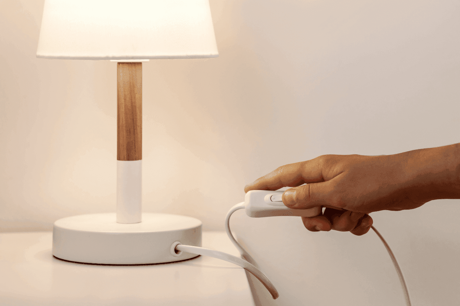 Turning lamp off