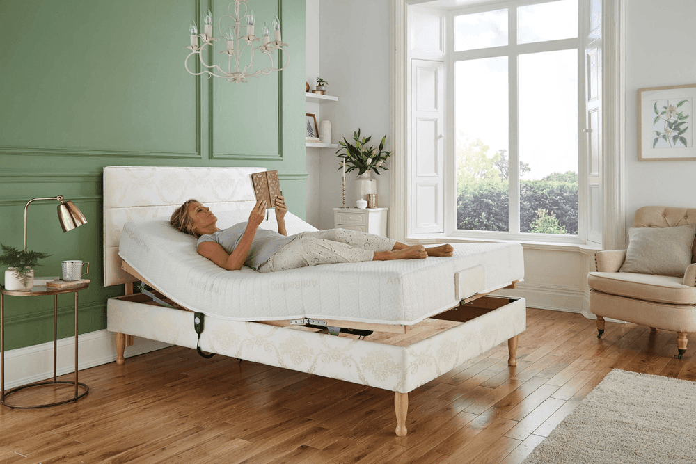 Reclining Oak Tree Bed