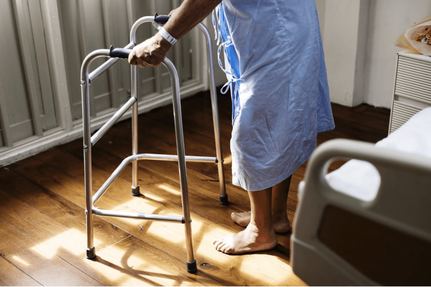 Standing up after hip replacement